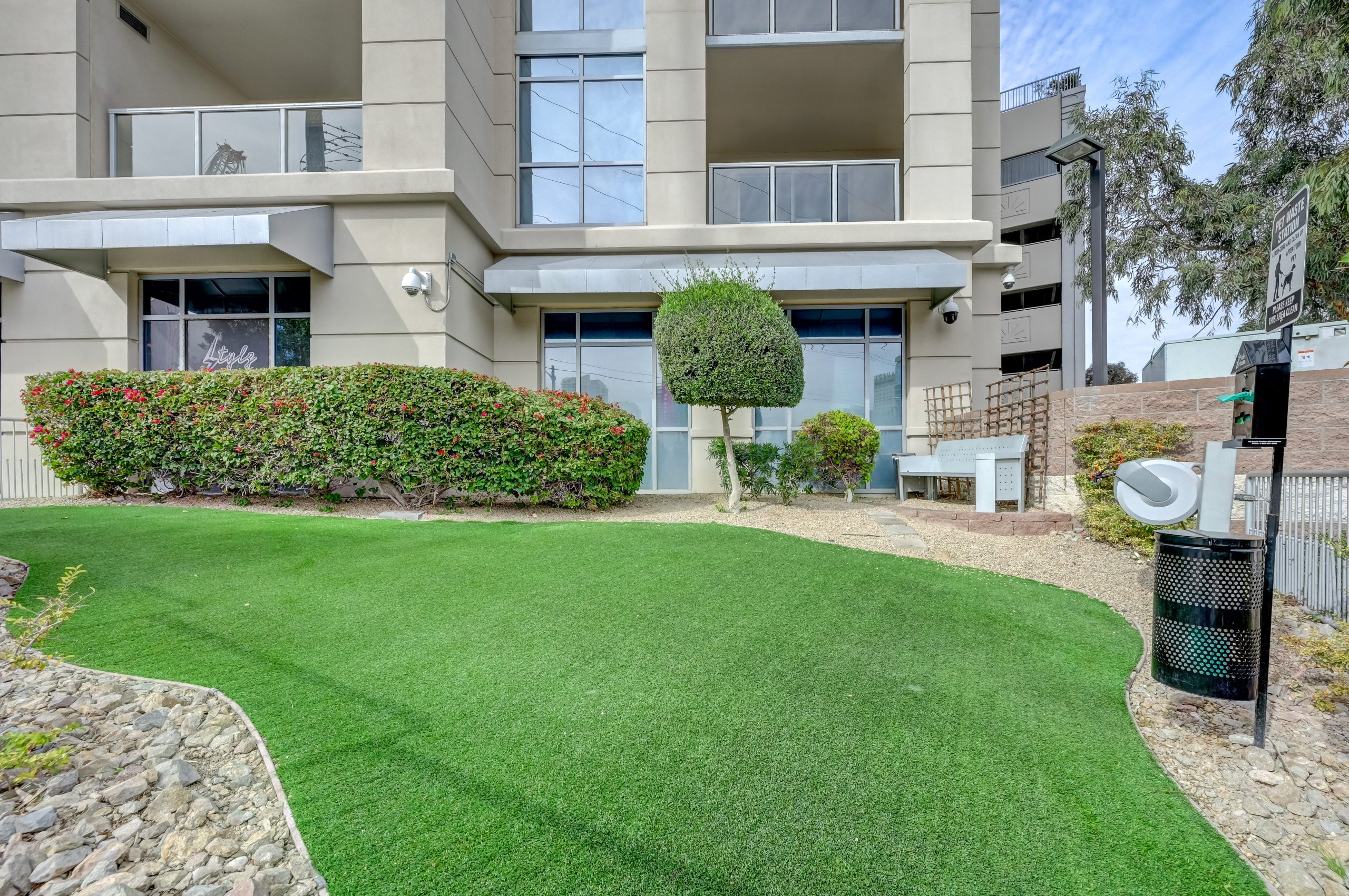 200 W Sahara Ave-1703-10