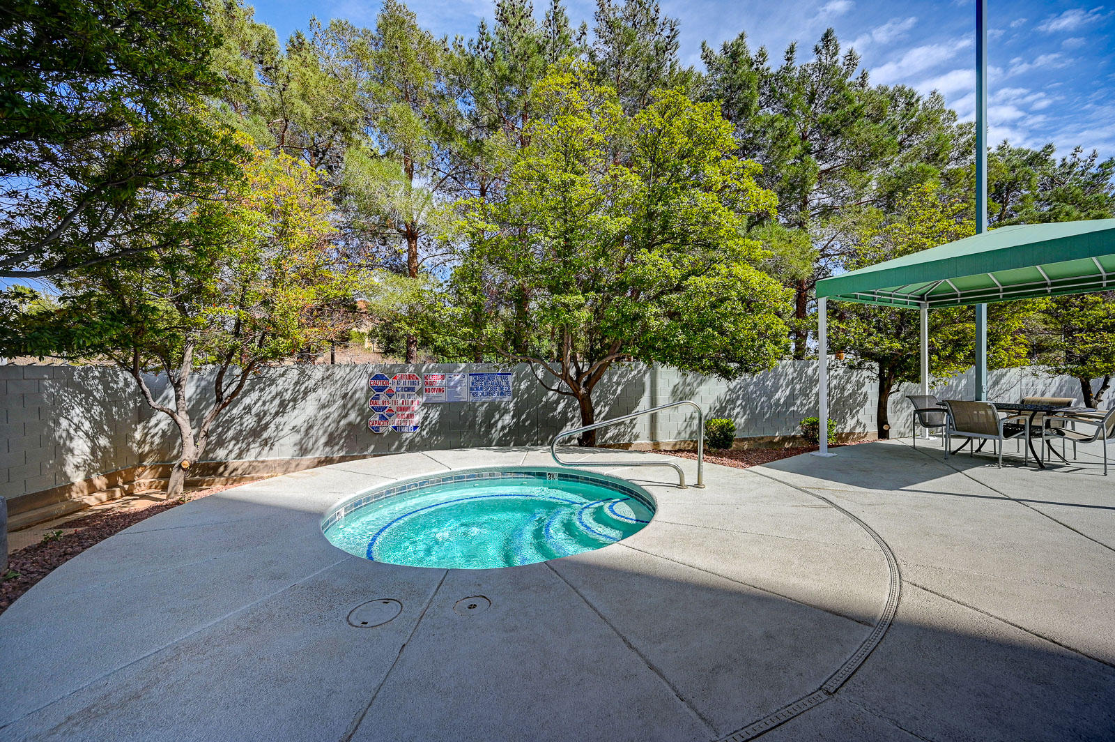 360 E Desert Inn Rd 54